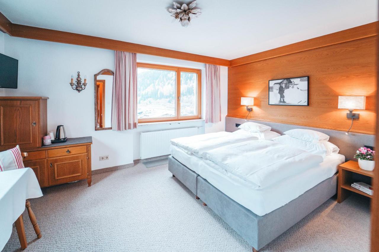 Hotel Garni Almjur Sankt Anton am Arlberg Exterior foto
