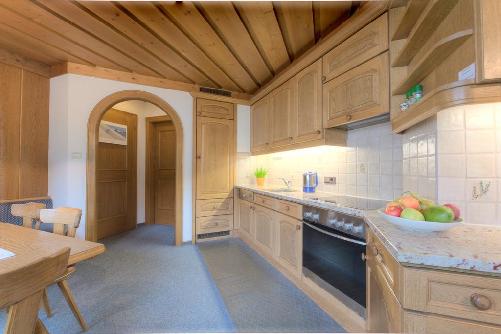 Hotel Garni Almjur Sankt Anton am Arlberg Habitación foto